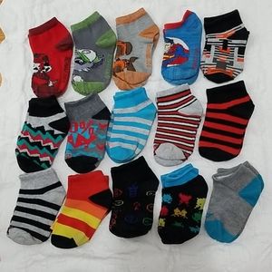 25 pairs of Boys socks